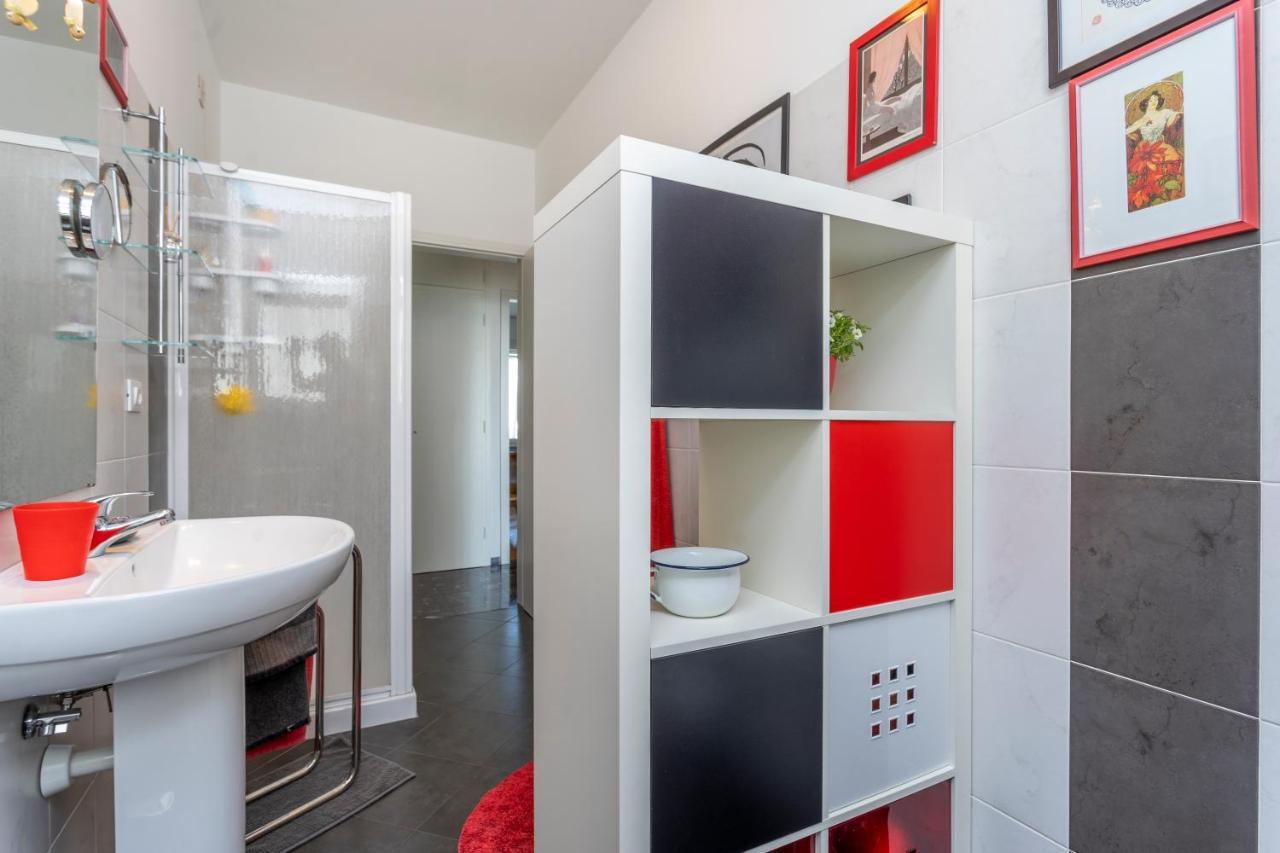 Udine Viale Venezia Huge Red Apartment Luaran gambar